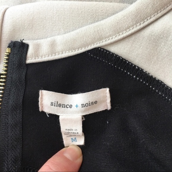 Urban Outfitters (Silence + Noise) Dress - Picture 5 of 6